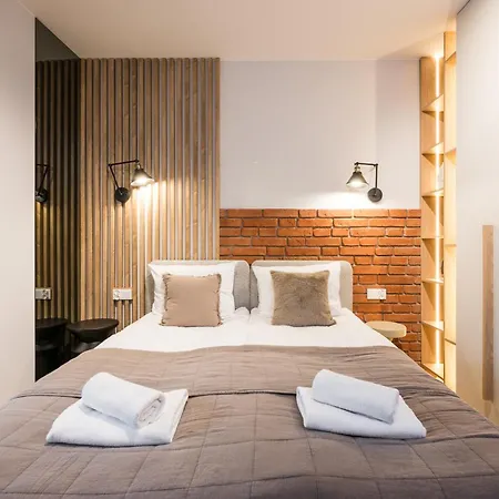 Horizon Apartments Na Dolach - Luxury Apartments Near The Vistula River-3